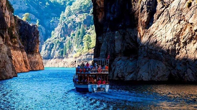 green canyon boat tour on sunset from konakli