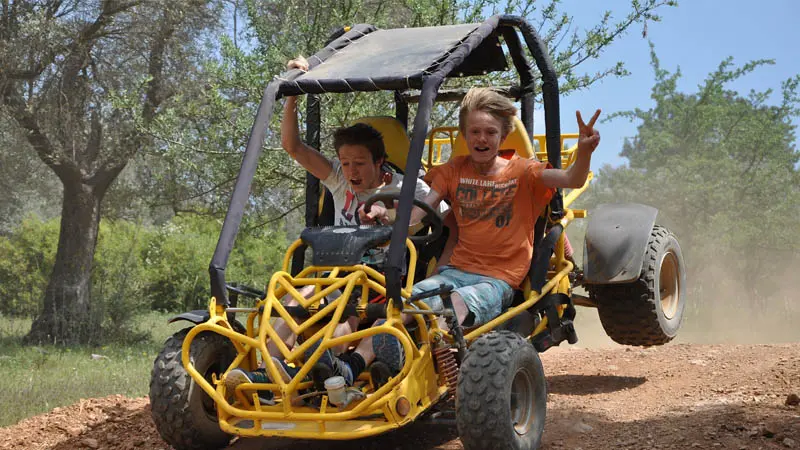 buggy-riding konakli
